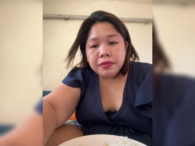 ChubbyBabe31's BongaCams show and profile