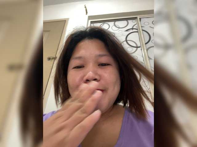 ChubbyBabe31's BongaCams show and profile