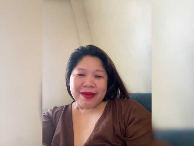 ChubbyBabe31's BongaCams show and profile