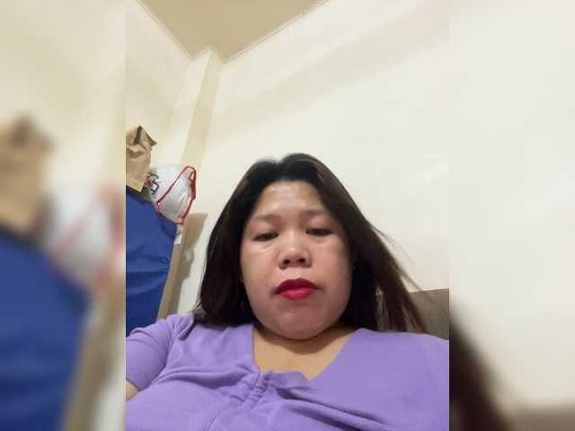 ChubbyBabe31's BongaCams show and profile