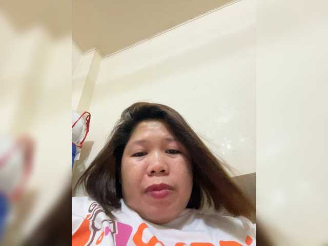 ChubbyBabe31's BongaCams show and profile