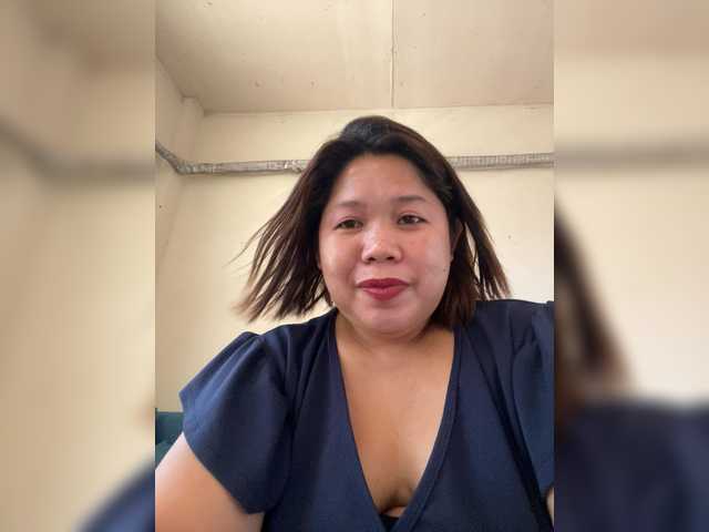 ChubbyBabe31's BongaCams show and profile