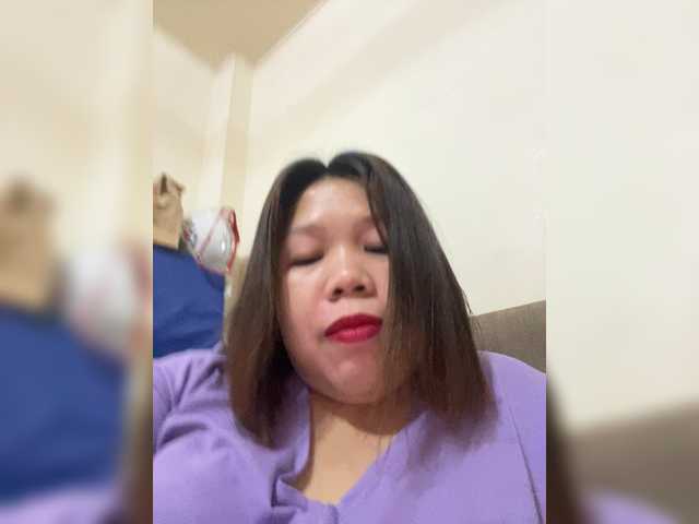 ChubbyBabe31's BongaCams show and profile