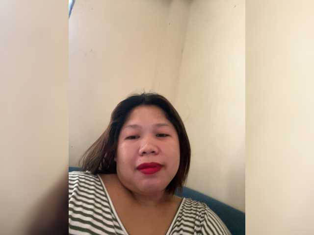 ChubbyBabe31's BongaCams show and profile