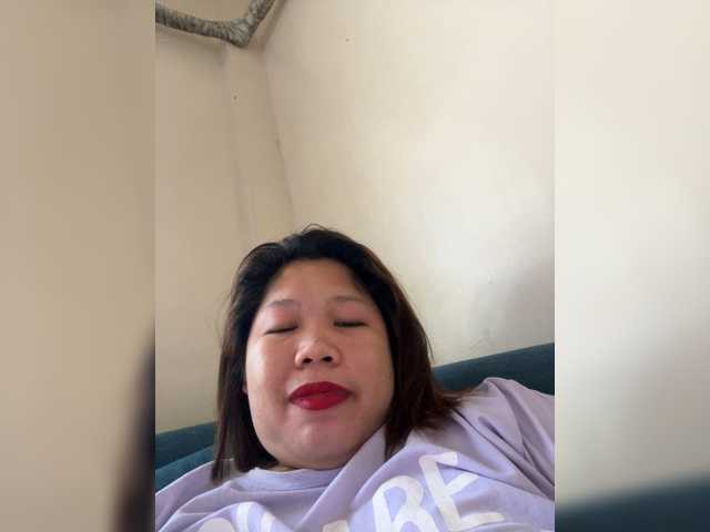 ChubbyBabe31's BongaCams show and profile