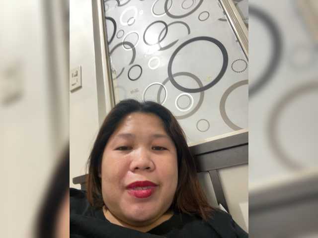 ChubbyBabe31's BongaCams show and profile