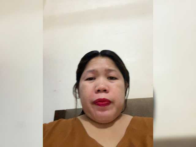 ChubbyBabe31's BongaCams show and profile