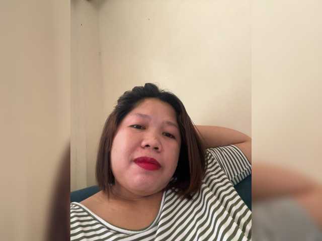 ChubbyBabe31's BongaCams show and profile