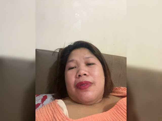 ChubbyBabe31's BongaCams show and profile