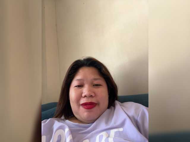 ChubbyBabe31's BongaCams show and profile