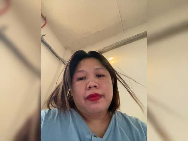 ChubbyBabe31's BongaCams show and profile