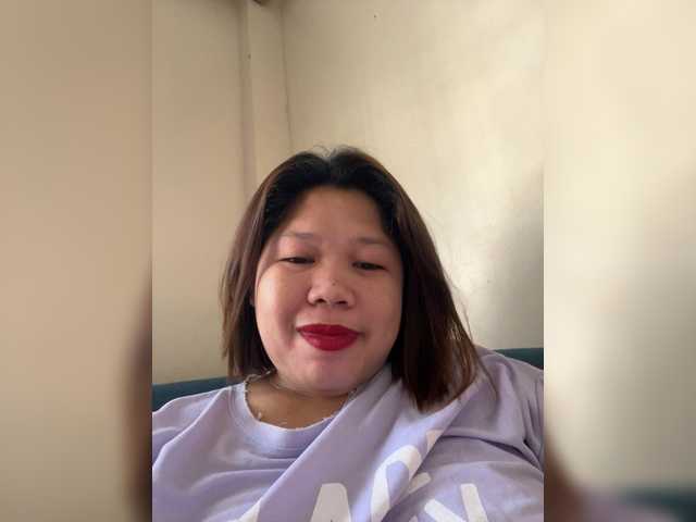 ChubbyBabe31's BongaCams show and profile