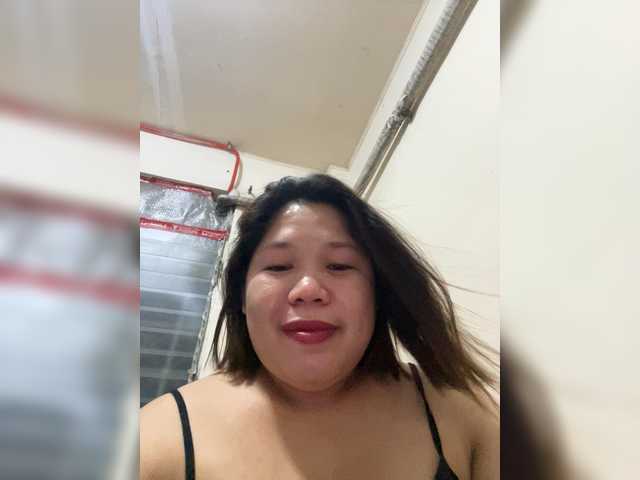 ChubbyBabe31's BongaCams show and profile