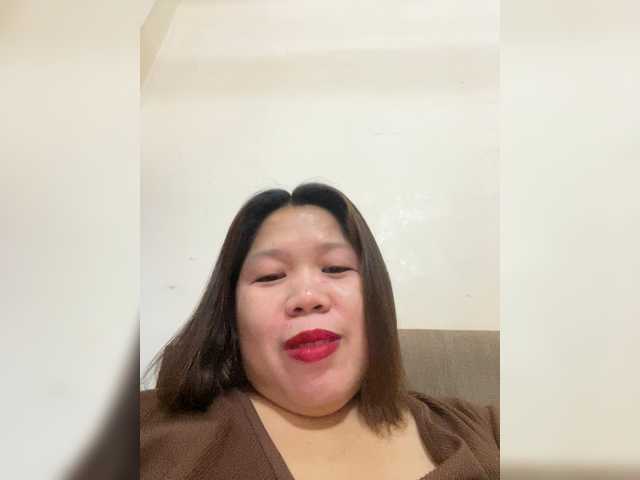 ChubbyBabe31's BongaCams show and profile