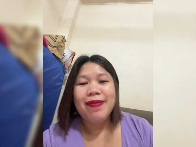 ChubbyBabe31's BongaCams show and profile