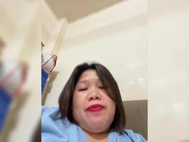 ChubbyBabe31's BongaCams show and profile