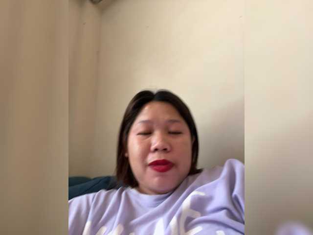 ChubbyBabe31's BongaCams show and profile