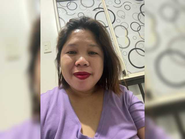 ChubbyBabe31's BongaCams show and profile