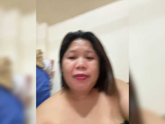 ChubbyBabe31's BongaCams show and profile