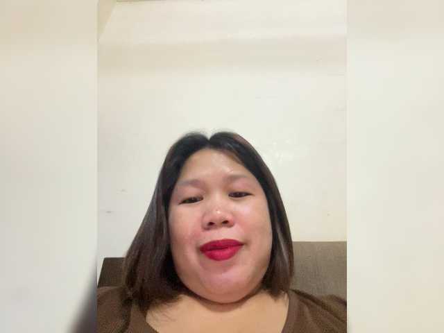 ChubbyBabe31's BongaCams show and profile