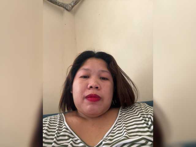 ChubbyBabe31's BongaCams show and profile