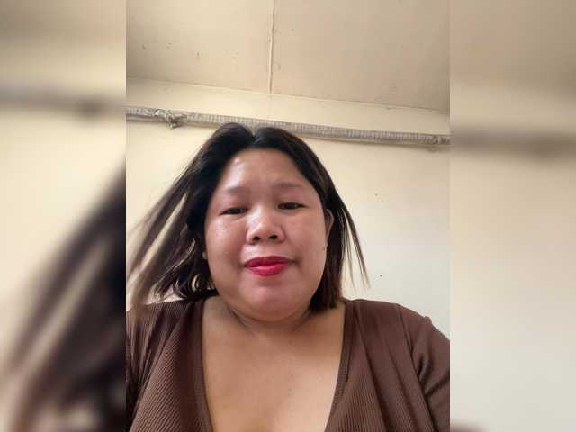 ChubbyBabe31's BongaCams show and profile