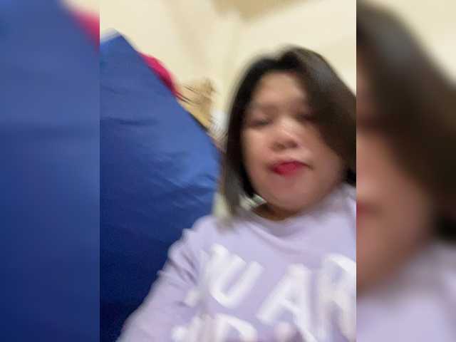 ChubbyBabe31's BongaCams show and profile