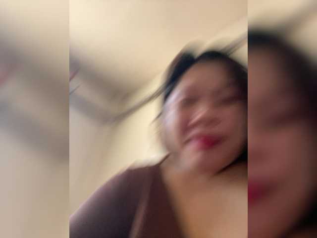 ChubbyBabe31's BongaCams show and profile