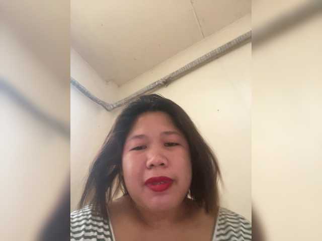 ChubbyBabe31's BongaCams show and profile