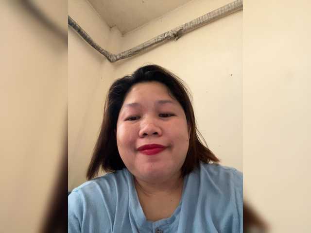 ChubbyBabe31's BongaCams show and profile