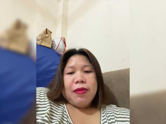 ChubbyBabe31's BongaCams show and profile