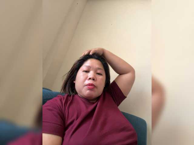 ChubbyBabe31's BongaCams show and profile