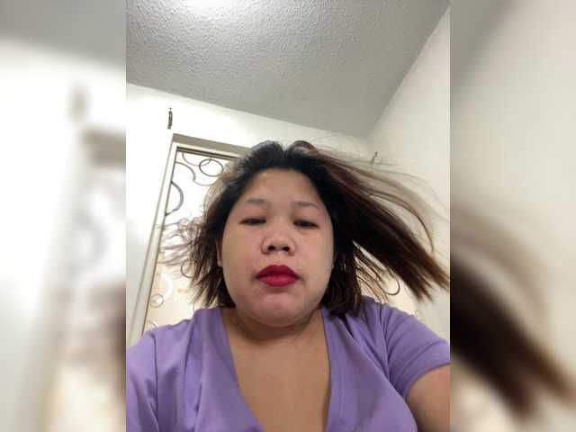 ChubbyBabe31's BongaCams show and profile