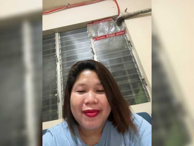 ChubbyBabe31's BongaCams show and profile