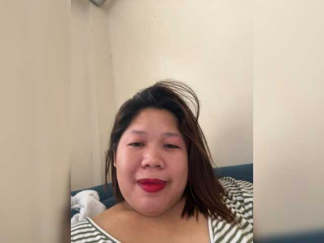 ChubbyBabe31's BongaCams show and profile