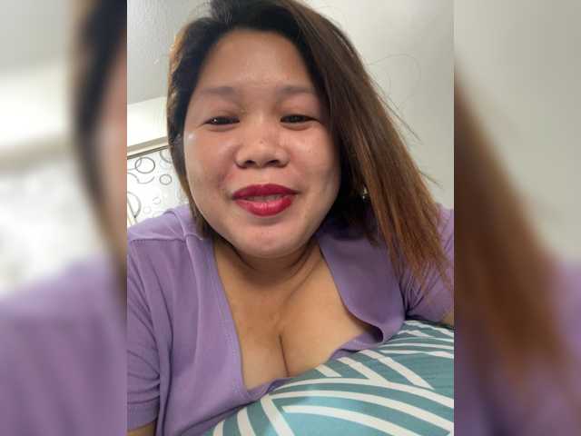 ChubbyBabe31's BongaCams show and profile