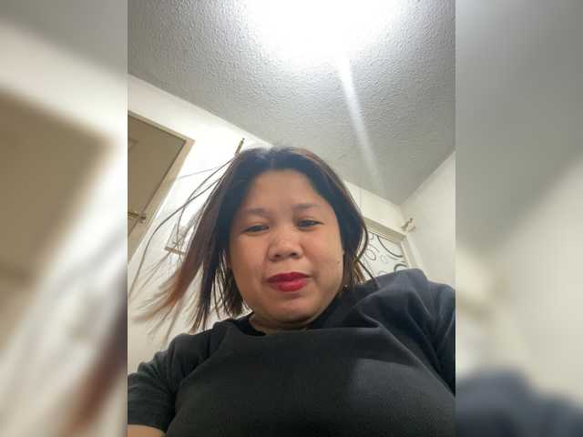 ChubbyBabe31's BongaCams show and profile