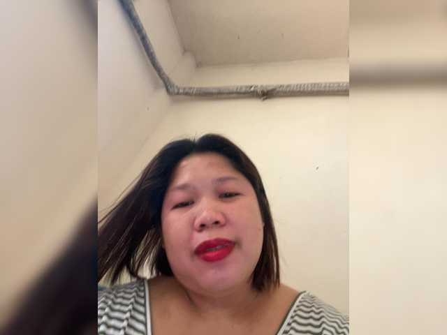 ChubbyBabe31's BongaCams show and profile