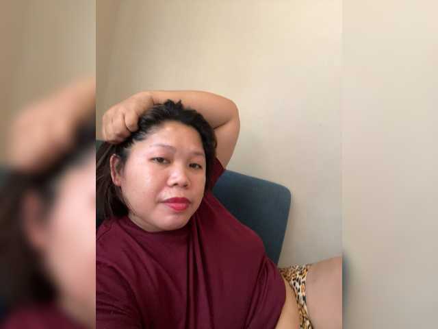 ChubbyBabe31's BongaCams show and profile