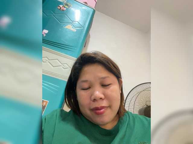 ChubbyBabe31's BongaCams show and profile