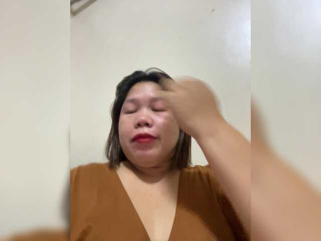 ChubbyBabe31's BongaCams show and profile