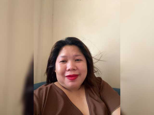 ChubbyBabe31's BongaCams show and profile