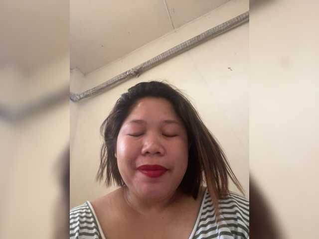 ChubbyBabe31's BongaCams show and profile