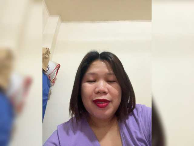 ChubbyBabe31's BongaCams show and profile