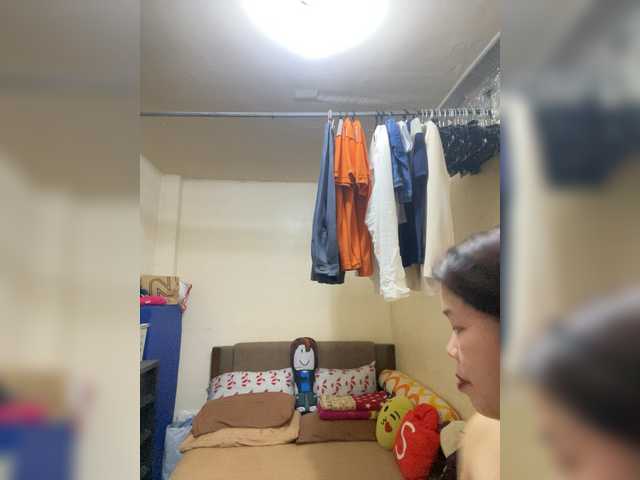 ChubbyBabe31's BongaCams show and profile