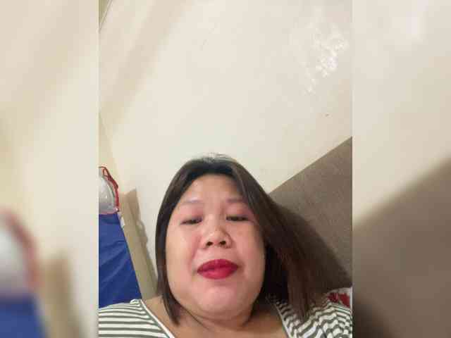 ChubbyBabe31 Live Webcam on BongaCams