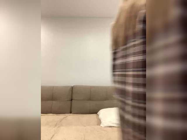 Olivia187's BongaCams show and profile