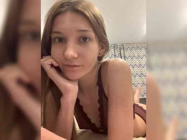 Olivia187 webcam