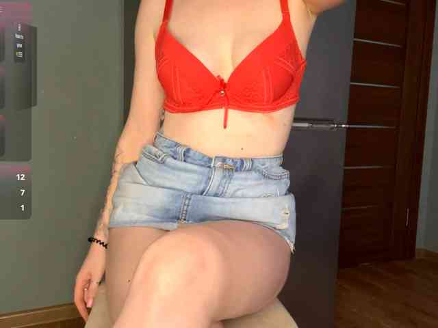 PauletteLagace webcam