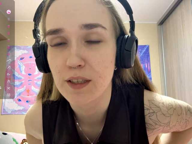 JeaneMckaskle's BongaCams show and profile